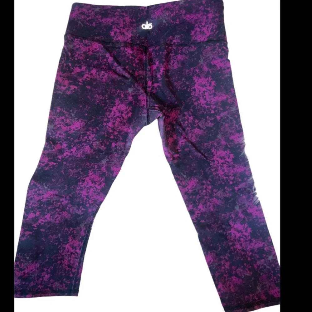 Alo purple capri leggings